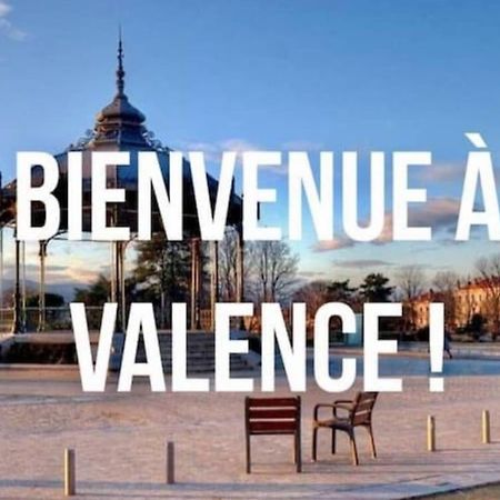 Agreable Appartement T2 Centre Ville Valence  Exterior photo